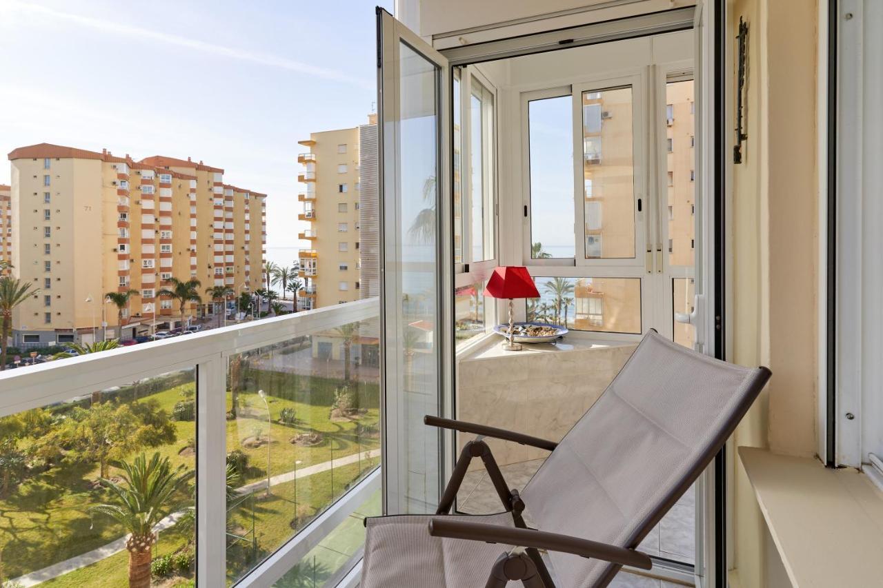 Apartment In Алгаробо-Коста Екстериор снимка